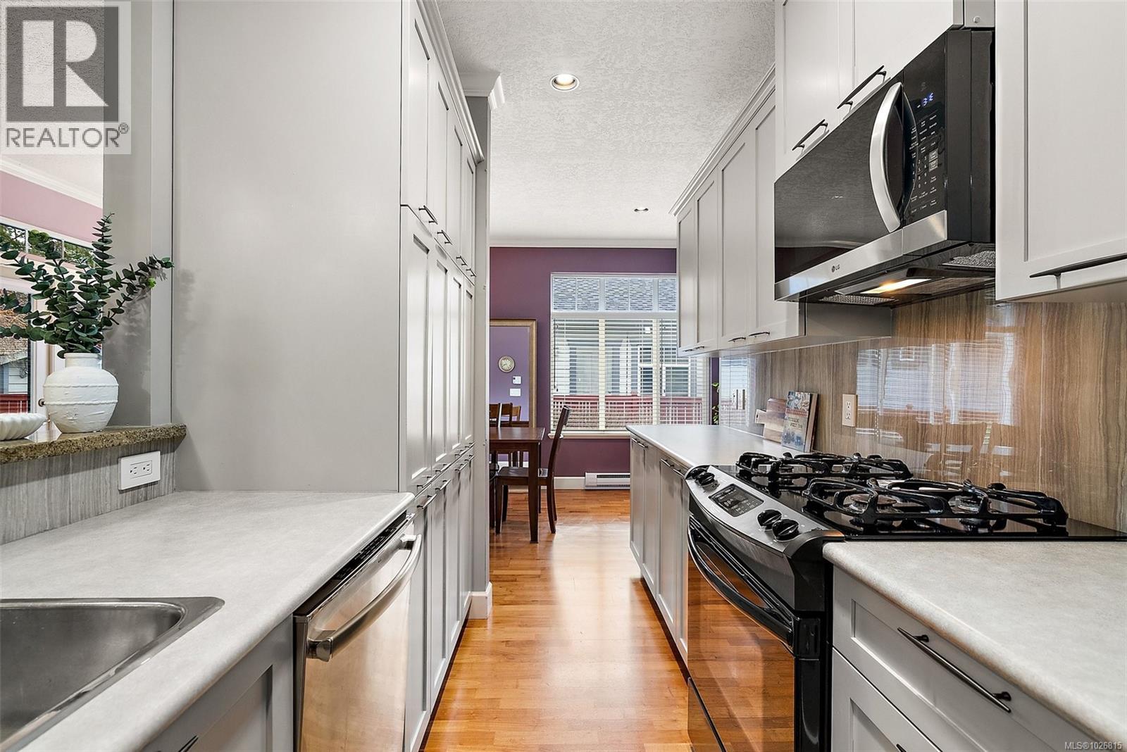 2357 DEMAMIEL DR - 10