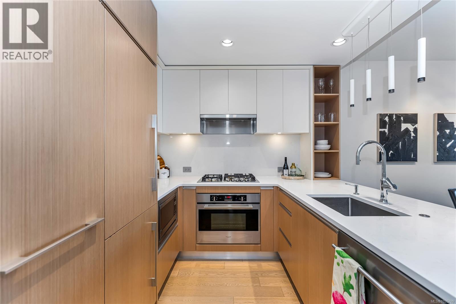 405 1033 Cook Street, Victoria