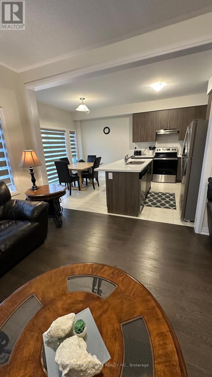 1351 Broderick photo 5