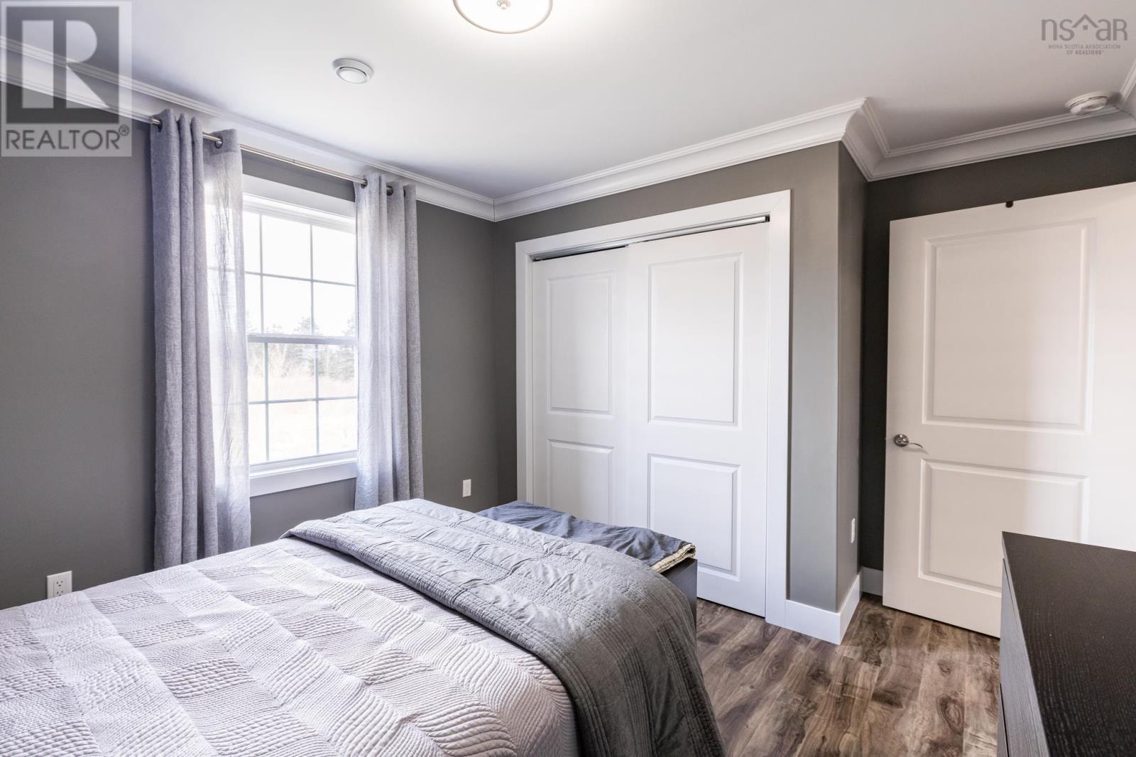 Property 22 of 26 of 28 Franks Road