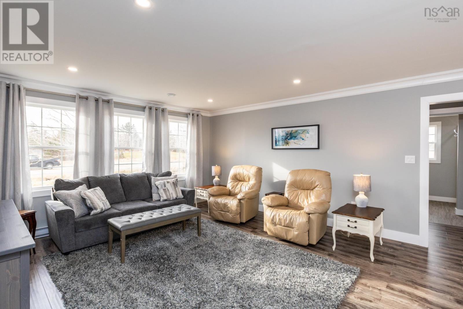 Property 6 of 26 of 28 Franks Road