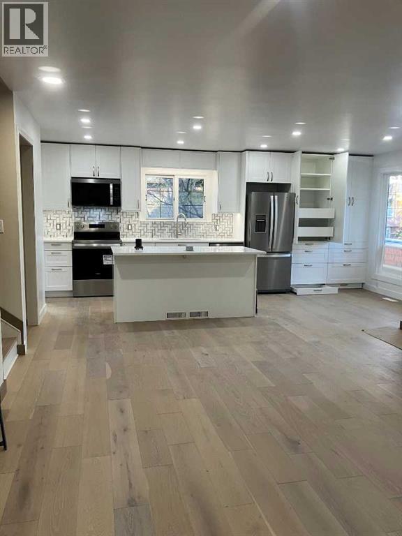 505 7 Street SE - Photo 3 of 35, High River, Alberta