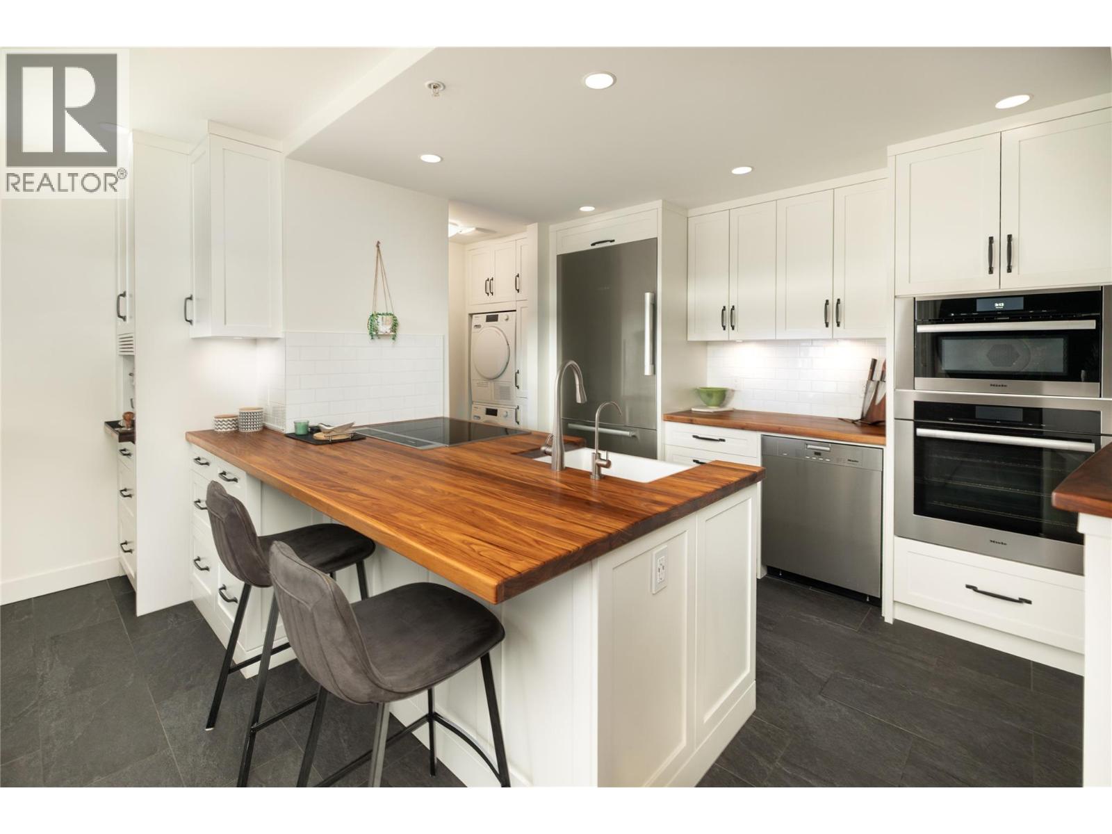 116 2901 Abbott Street, Kelowna