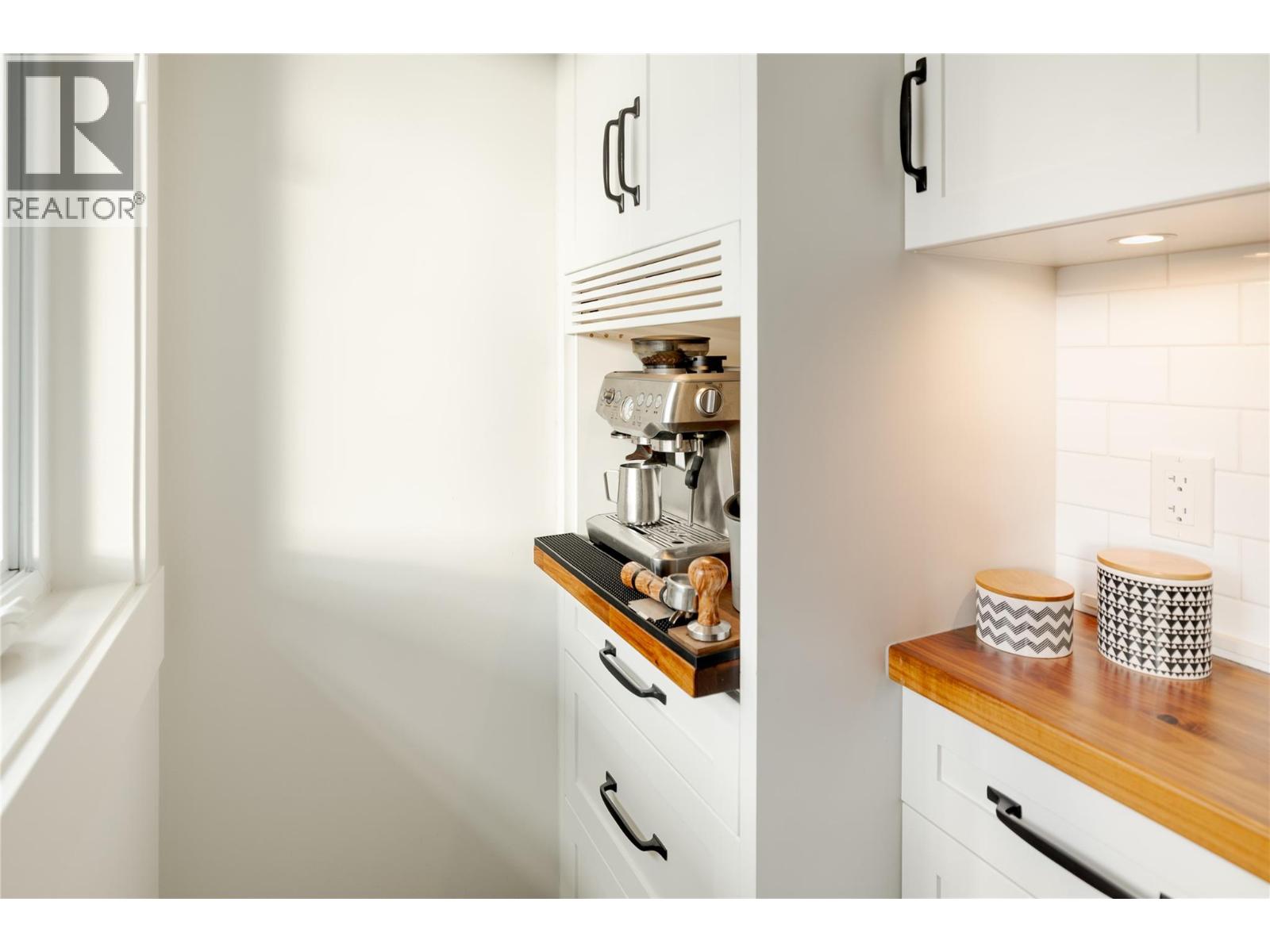 116 2901 Abbott Street, Kelowna