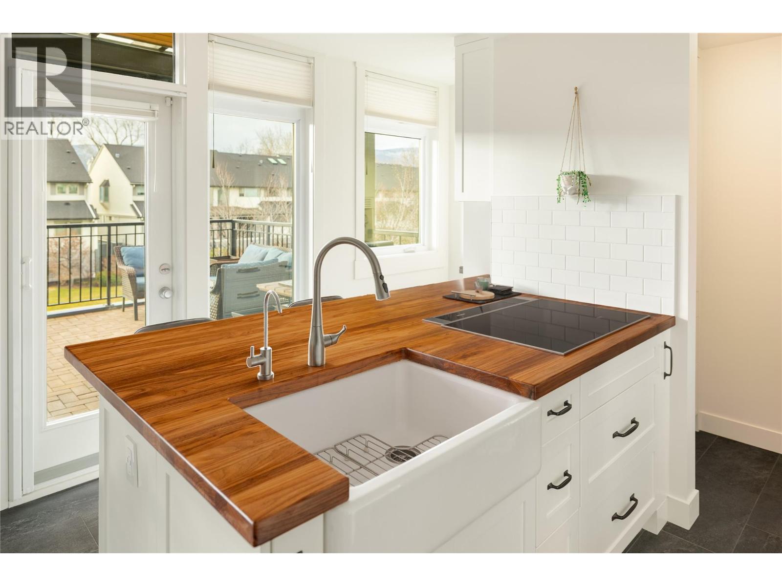 116 2901 Abbott Street, Kelowna