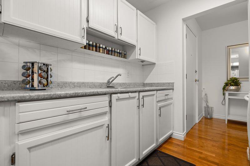 309 1444 MARTIN STREET, White Rock