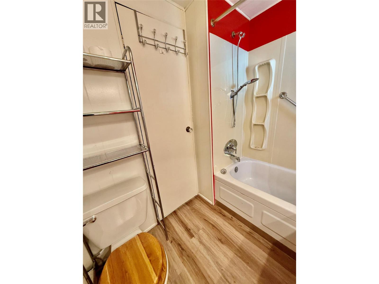 #5 469 MAIN STREET - 12