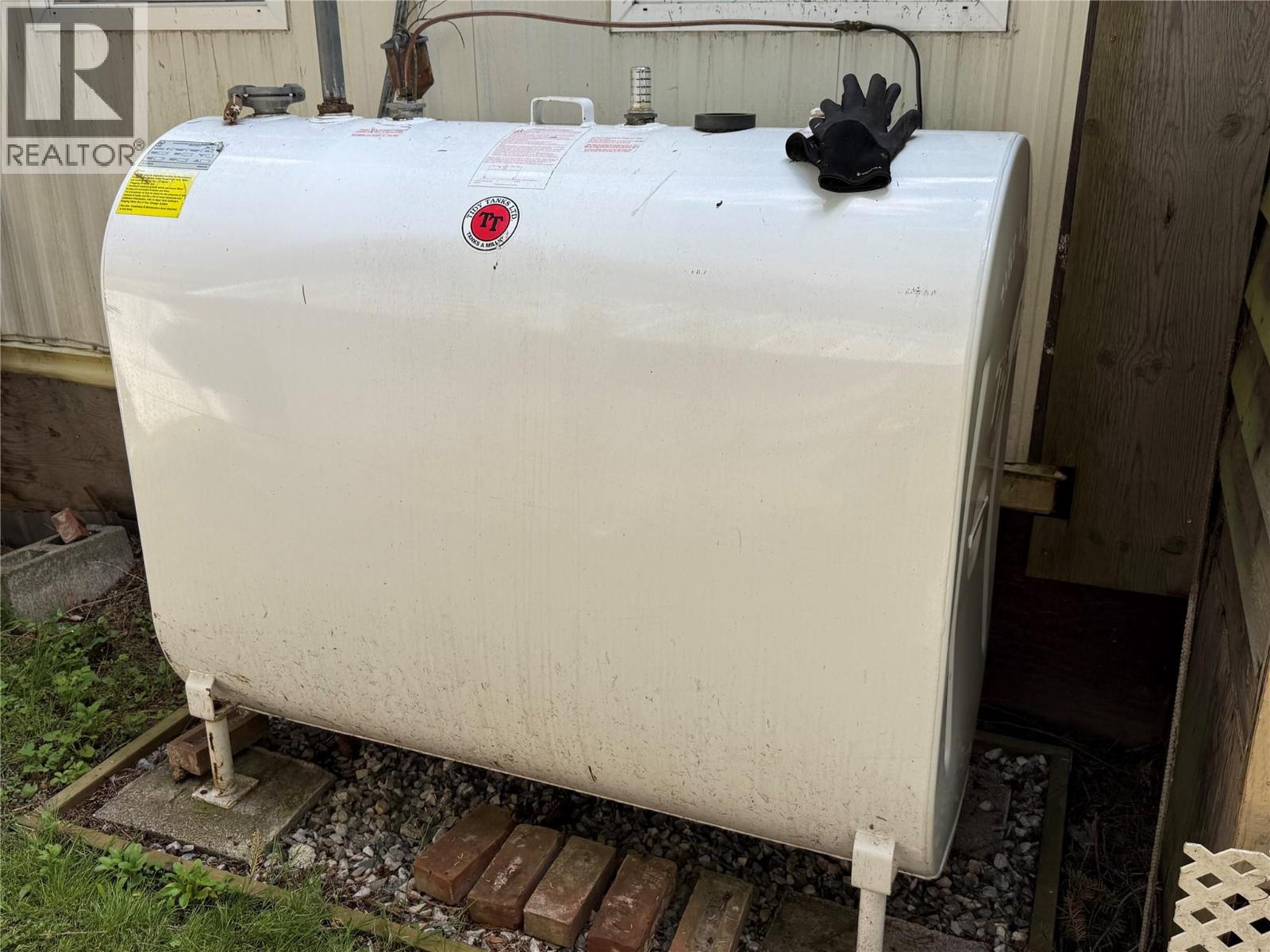 #5 469 MAIN STREET - 19