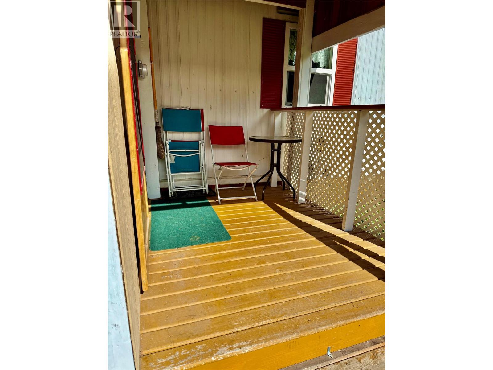 #5 469 MAIN STREET - 16