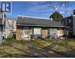 207 3155 Gordon Drive, Kelowna