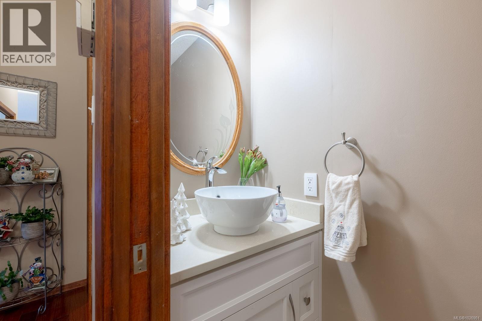 3379 Opal Rd, Nanaimo