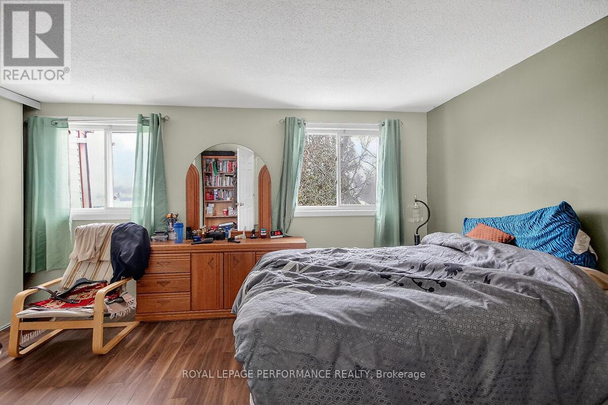 #9 3064 OLYMPIC WAY - 12
