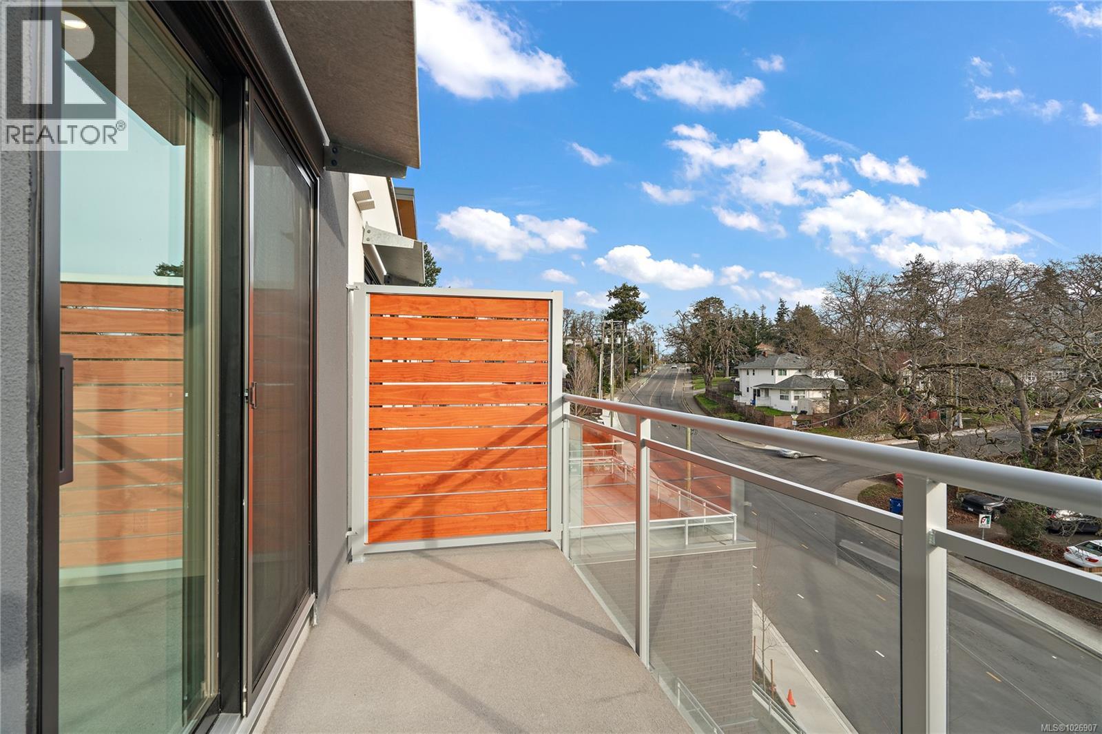 #303 1102 Esquimalt Rd - 8