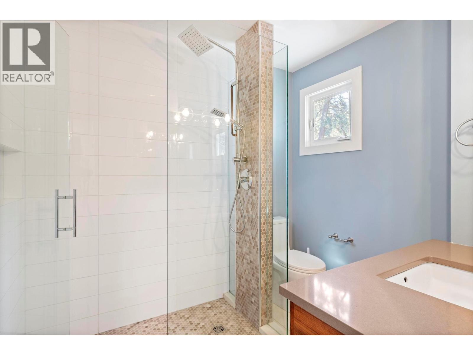  612 Thorneloe Road, Kelowna