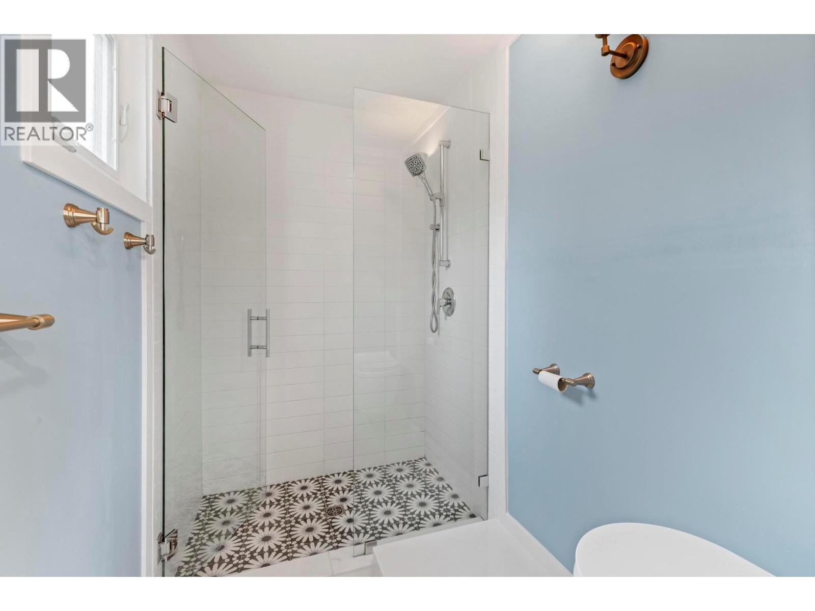  612 Thorneloe Road, Kelowna