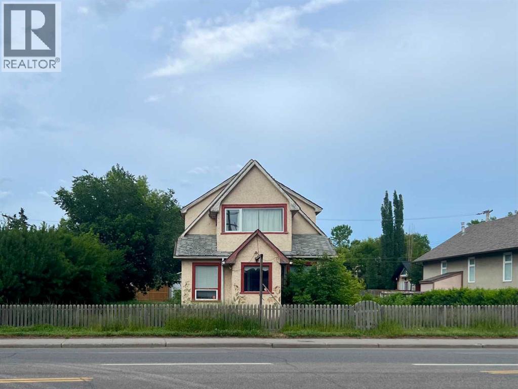 1312 Edmonton Trail NE, Calgary, Alberta