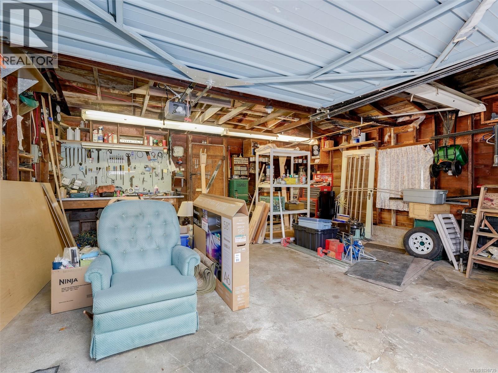  3059 Admirals Road, Saanich