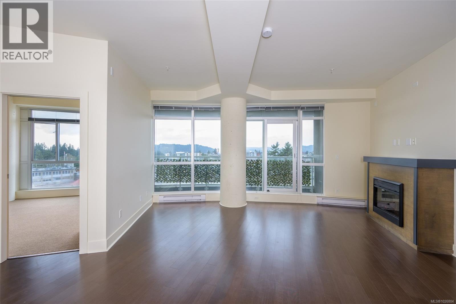 728 2745 Veterans Memorial Parkway, Langford