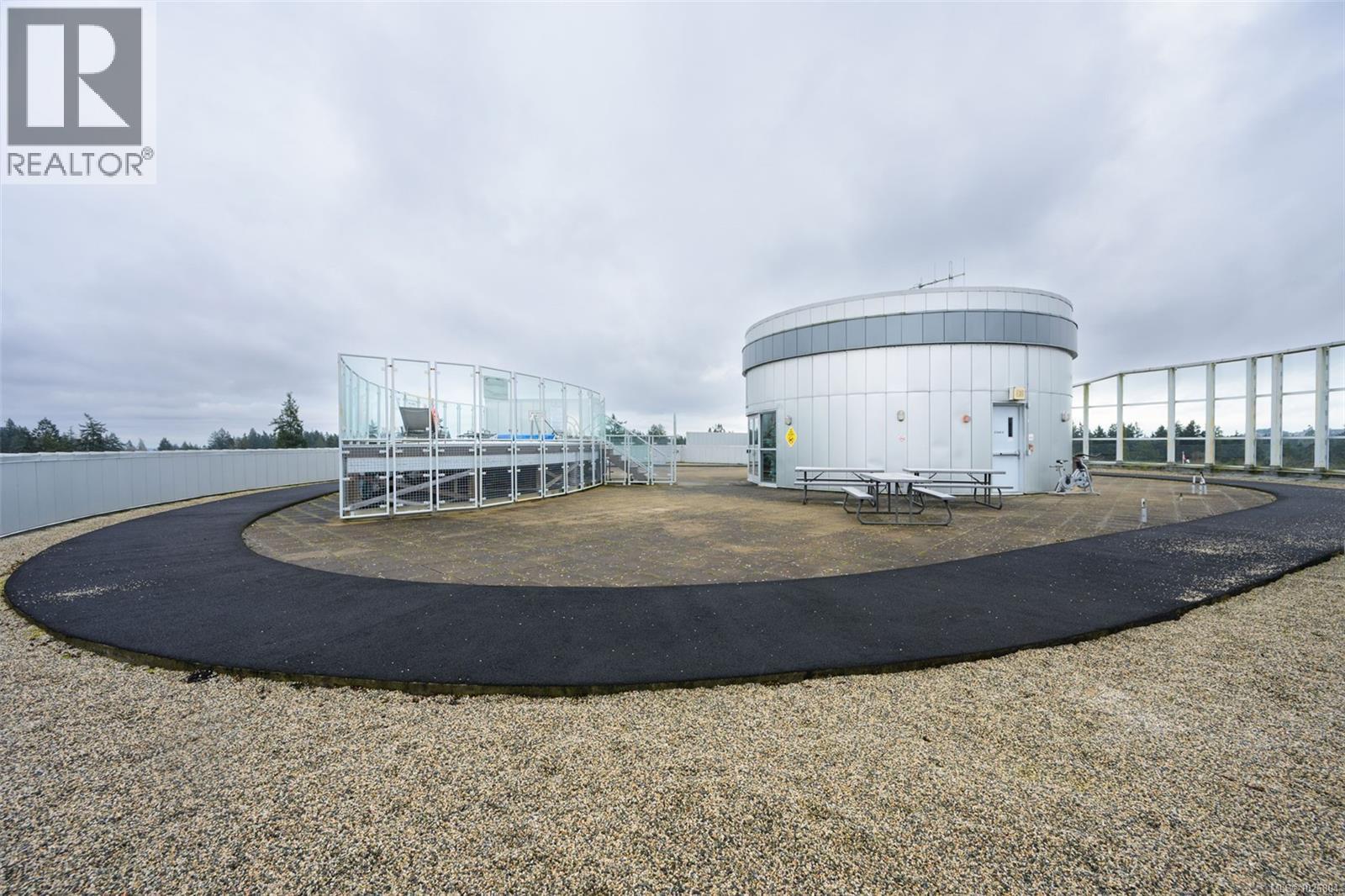 728 2745 Veterans Memorial Parkway, Langford