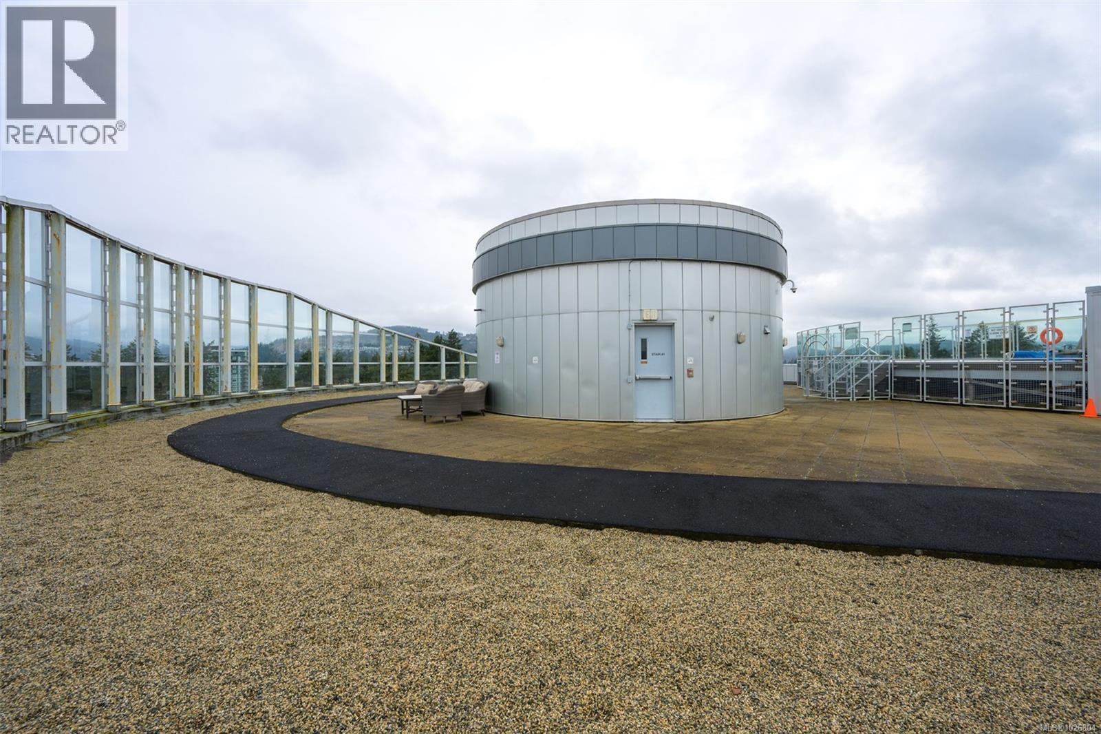 728 2745 Veterans Memorial Parkway, Langford