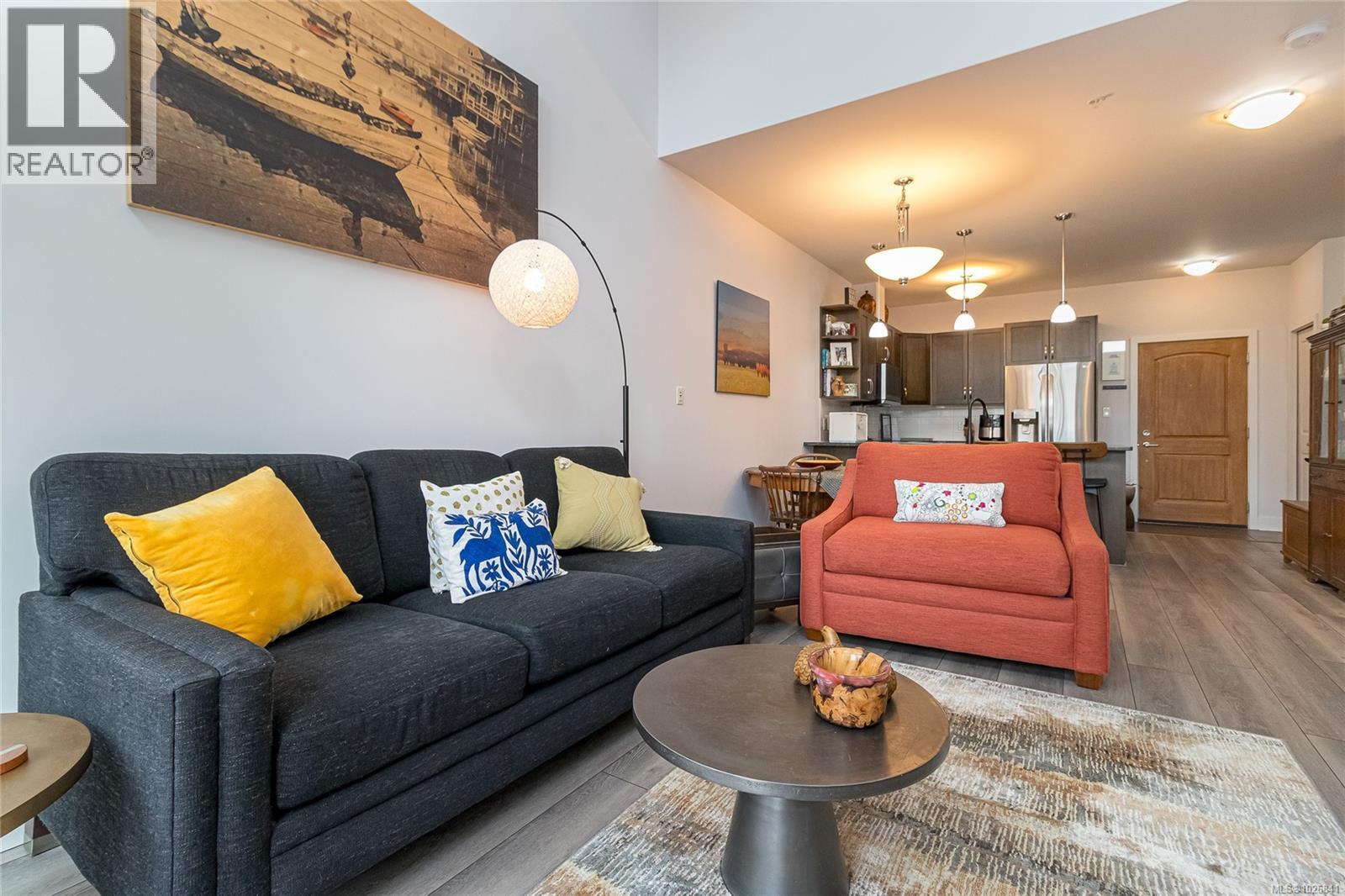 #408 866 BROCK AVE - 10