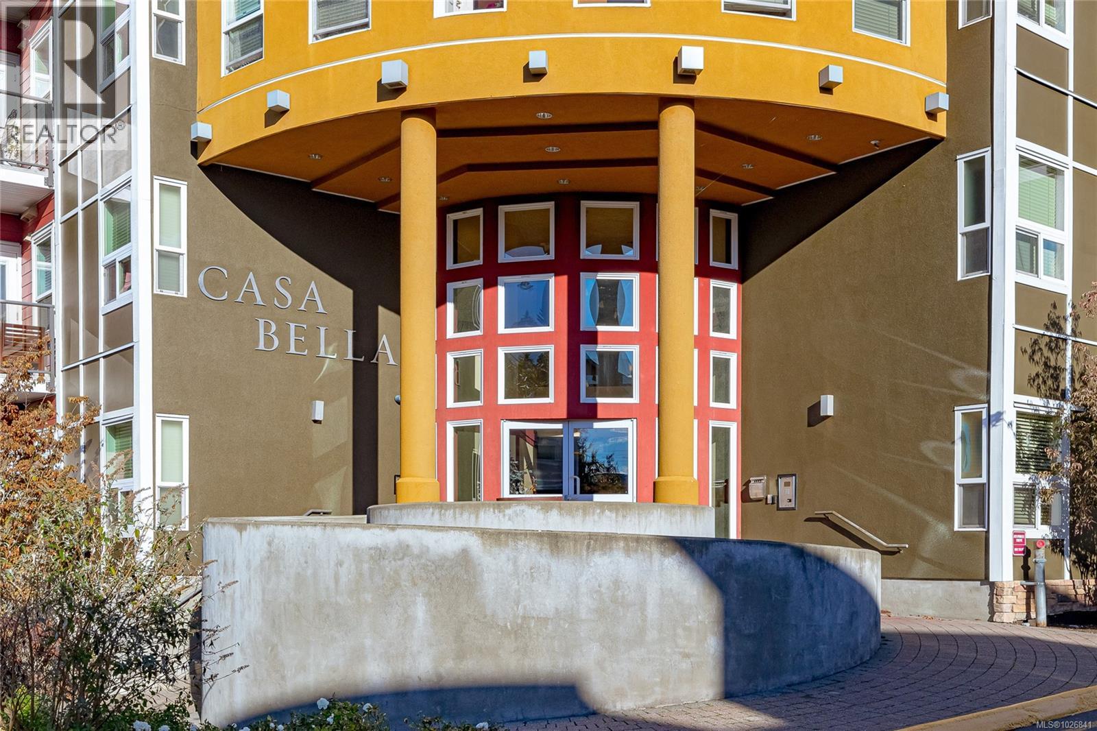 #408 866 BROCK AVE - 4