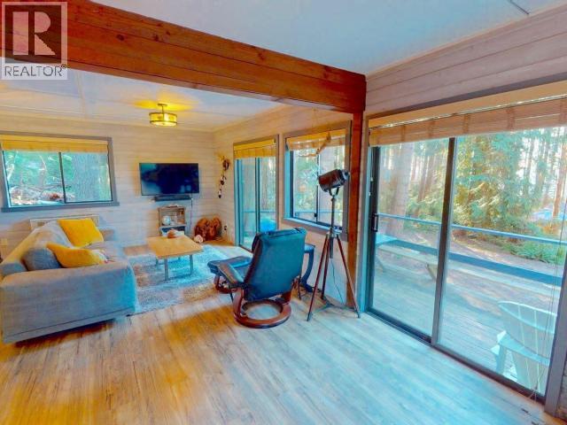1283 TENNYSON RD - 7