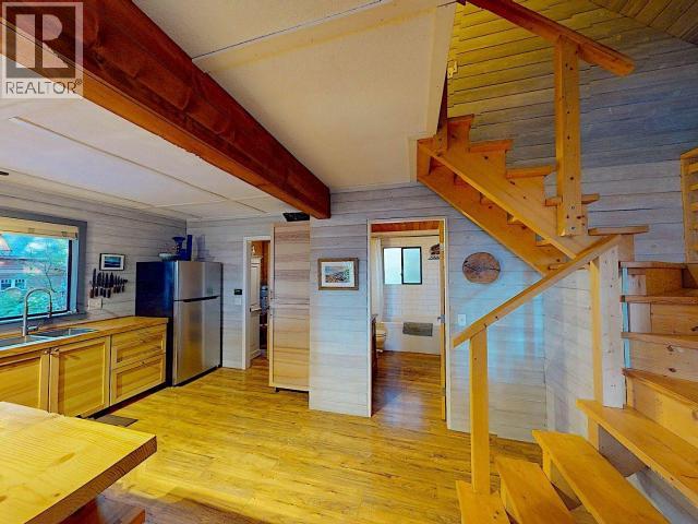 1283 TENNYSON RD, Savary Island