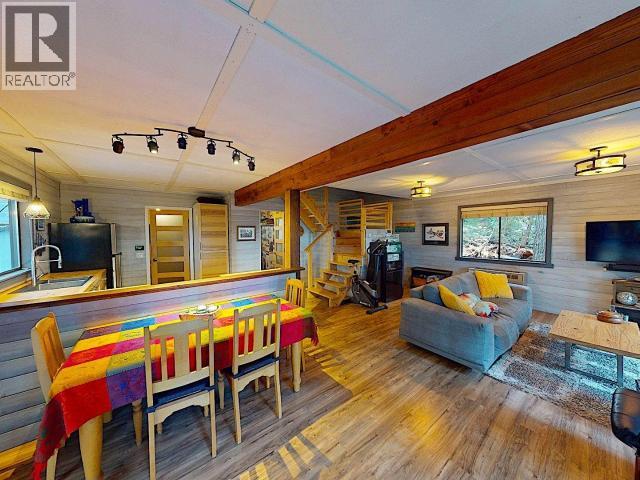 1283 TENNYSON RD, Savary Island