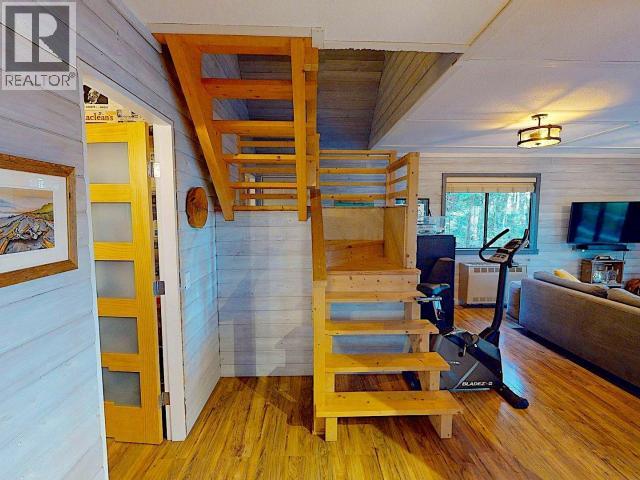 1283 TENNYSON RD, Savary Island