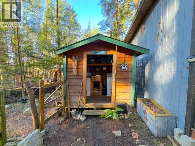 1283 TENNYSON RD - 35