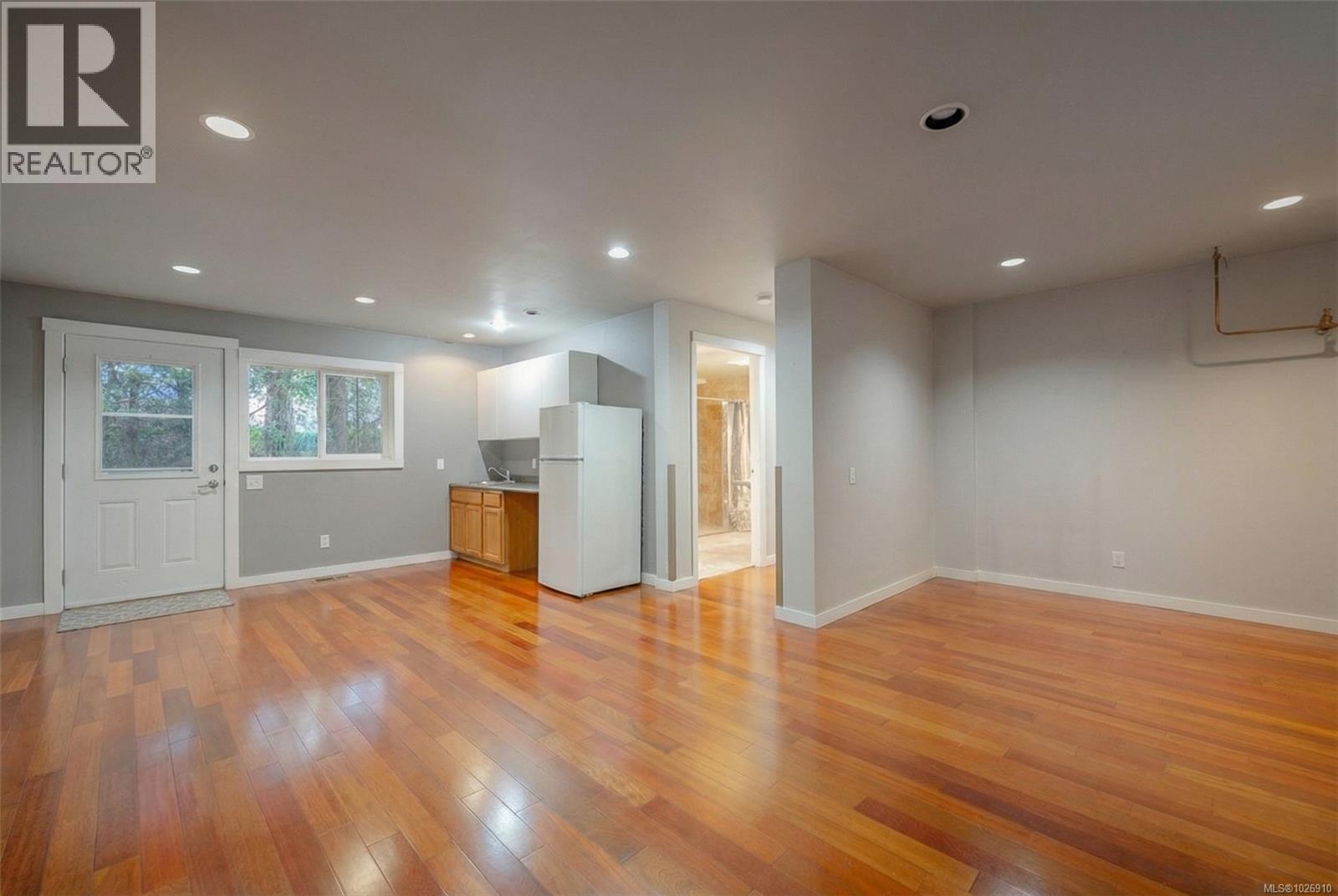 3379 Opal Rd - 33