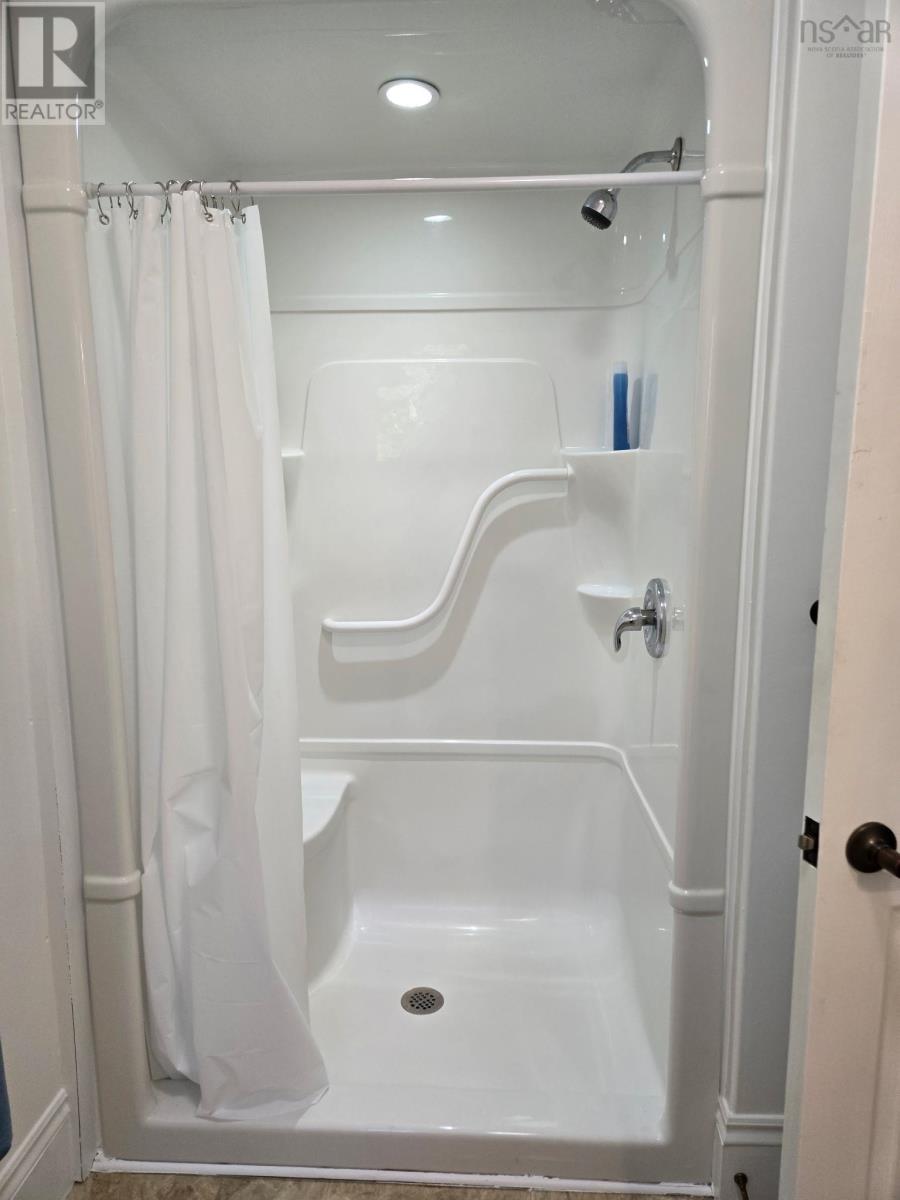 Property 27 of 35 of 4821 Highway 1