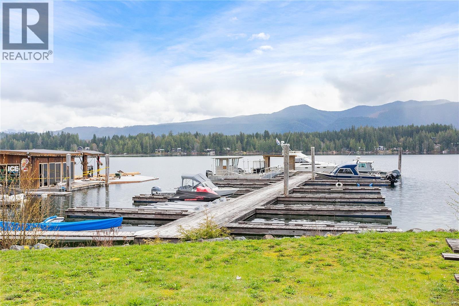 10415 Marina Vista Dr, Port Alberni