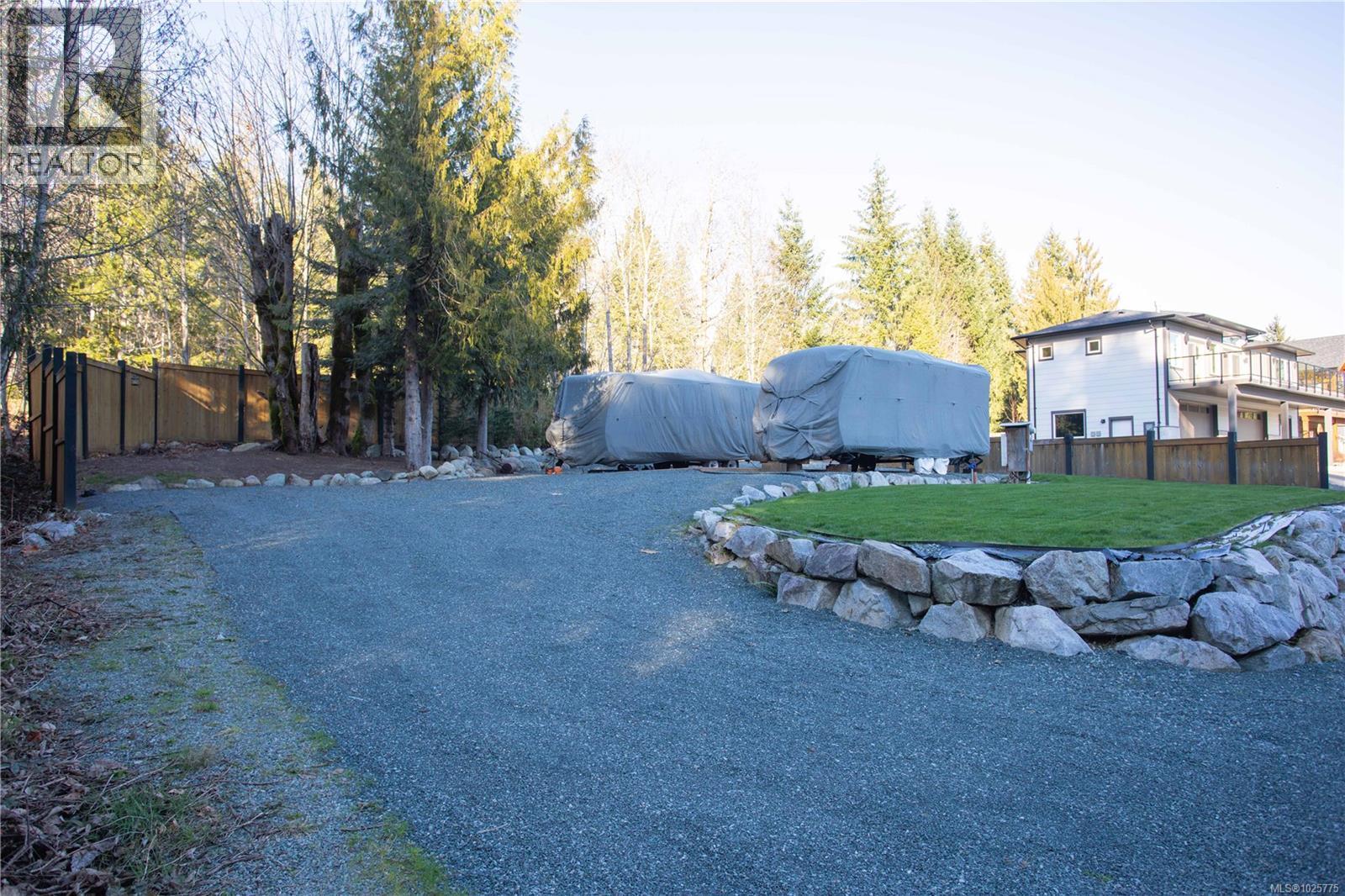 10415 Marina Vista Dr, Port Alberni