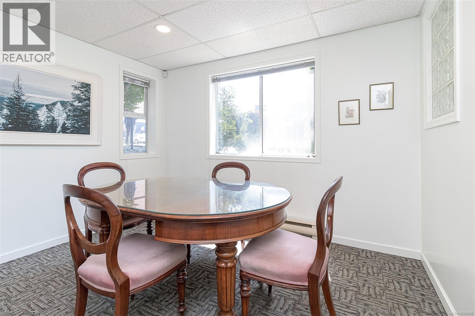 102 & 103 832 Fisgard Street, Victoria