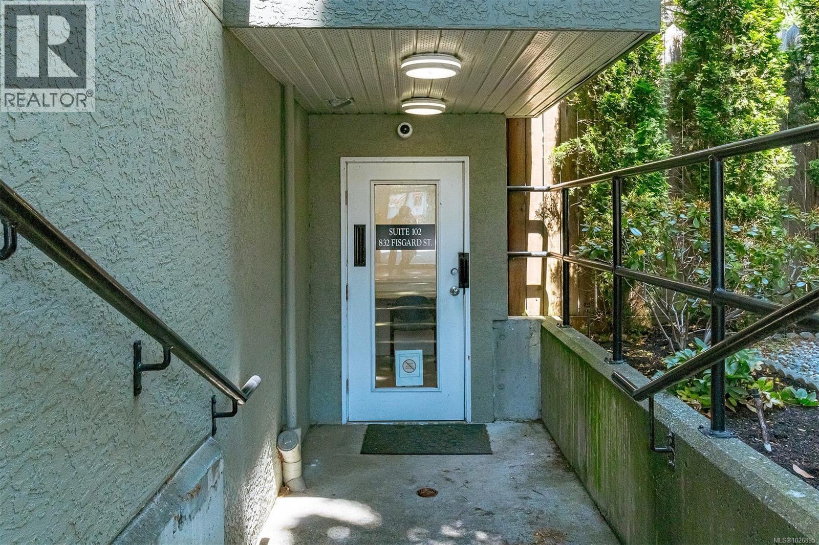 102 & 103 832 Fisgard Street, Victoria