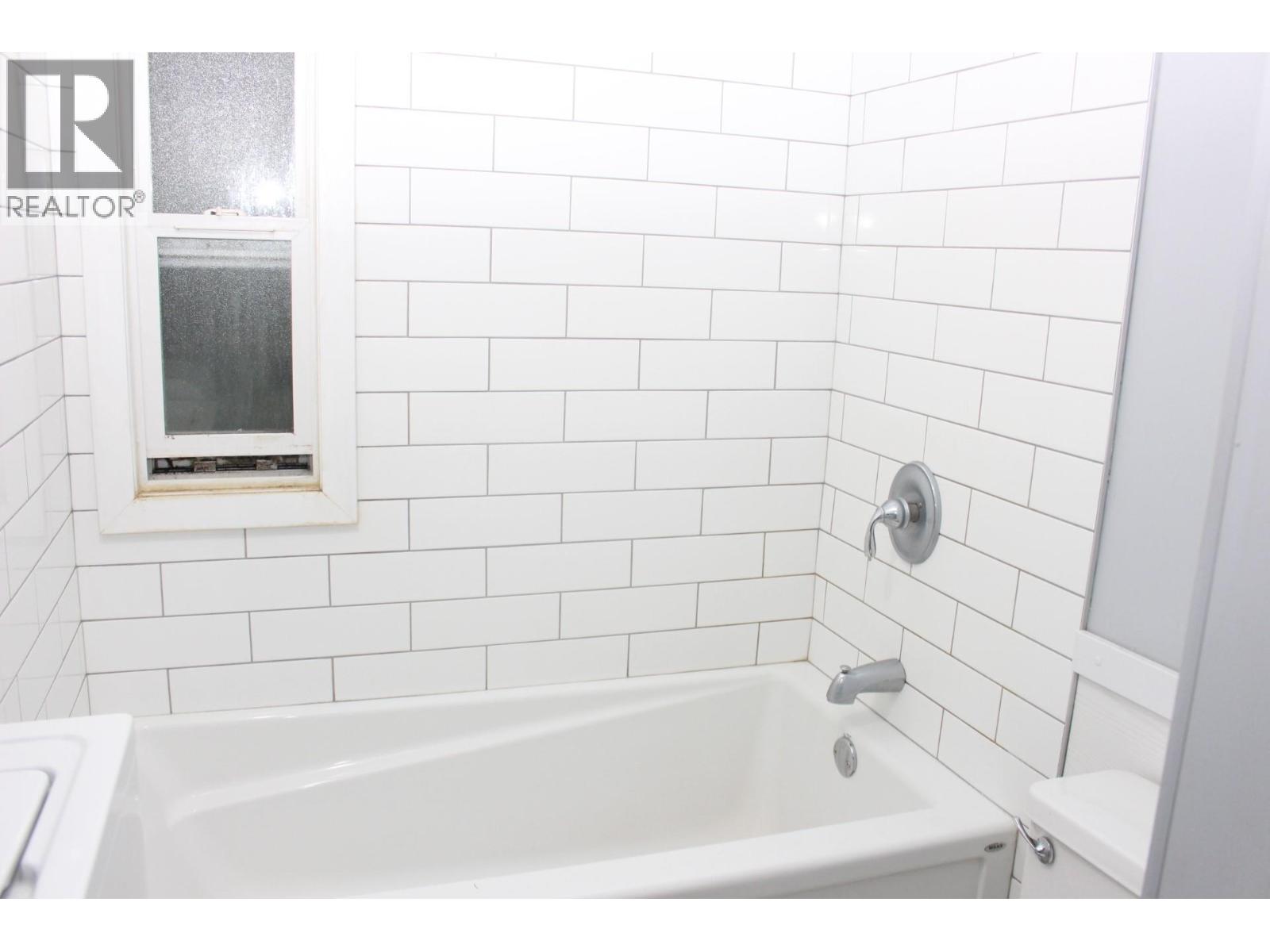  127 MILL Road, Fruitvale