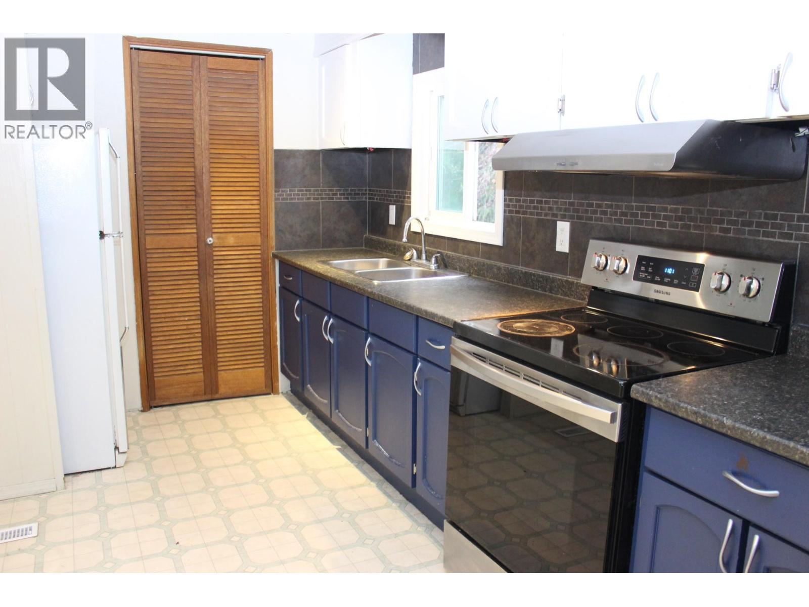  127 MILL Road, Fruitvale