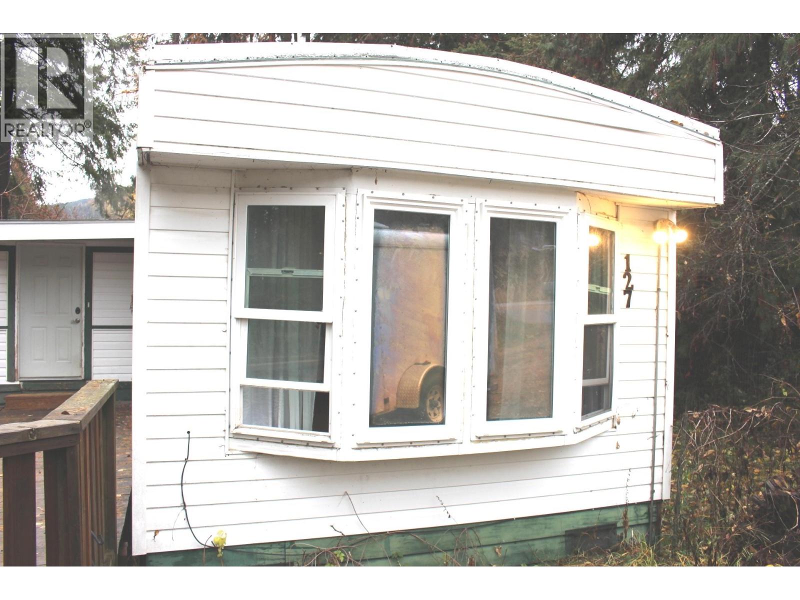 127 MILL Road, Fruitvale