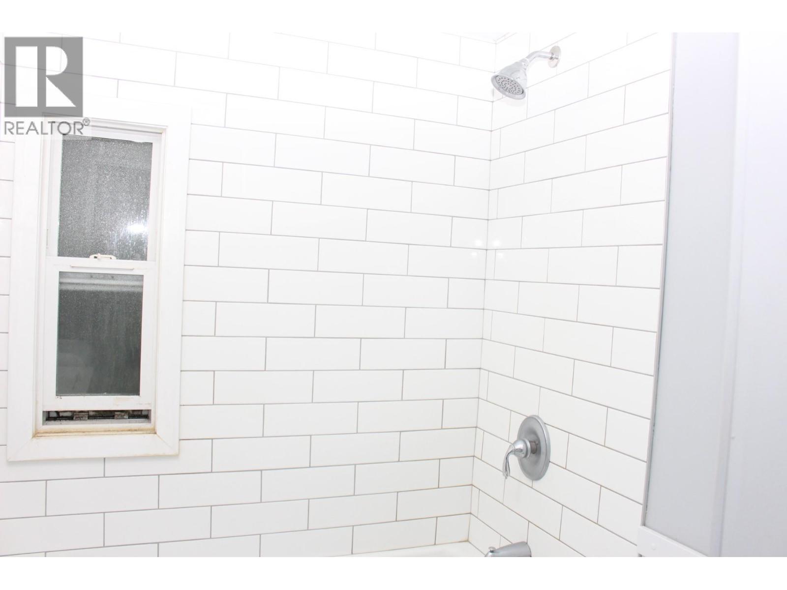  127 MILL Road, Fruitvale