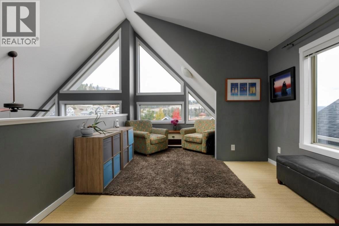 310 6822 Madrid Way, Kelowna