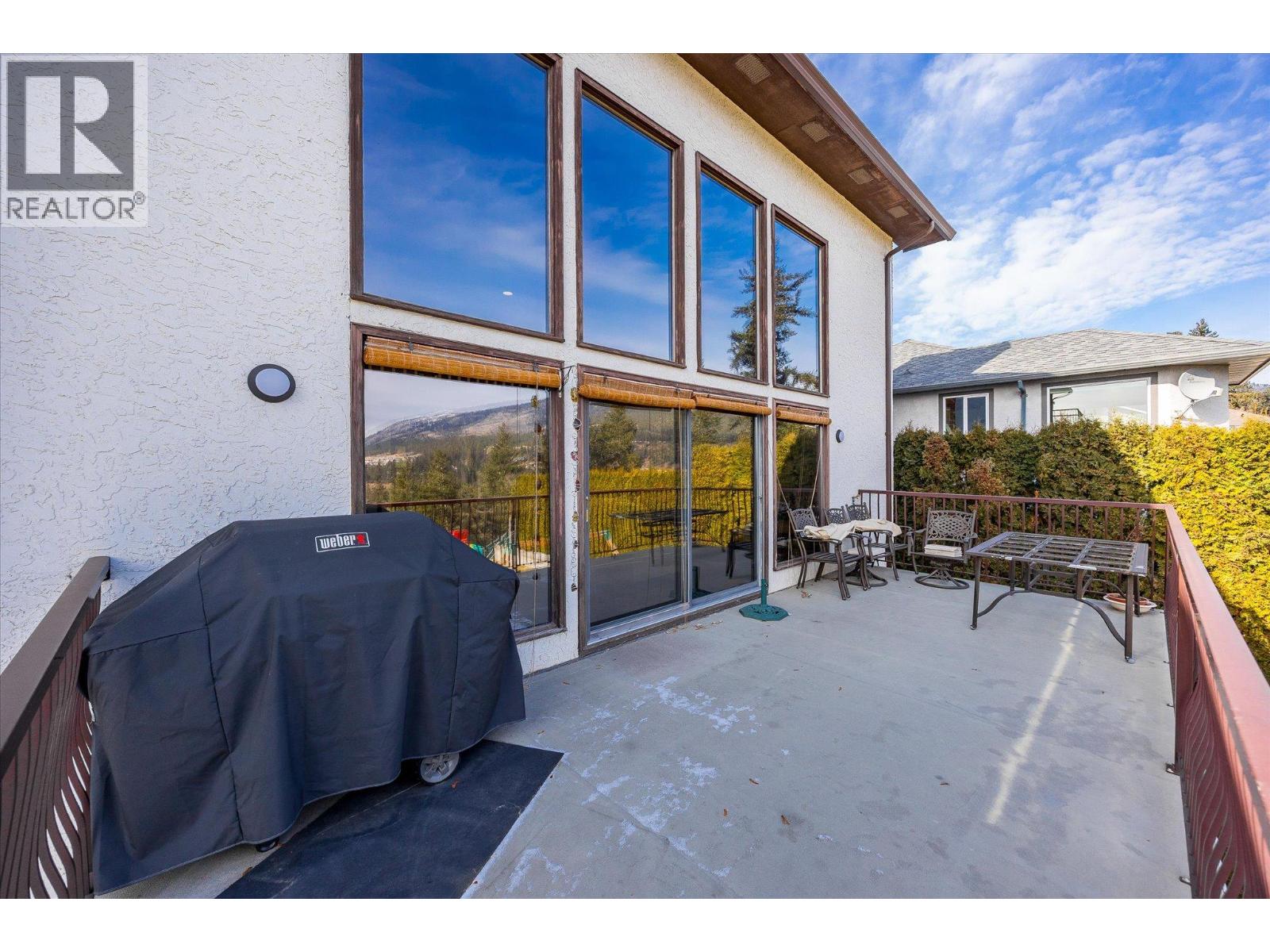 3307 McGinnis Road, West Kelowna
