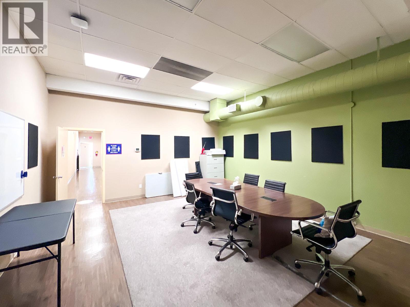  513/515 Bernard Avenue, Kelowna