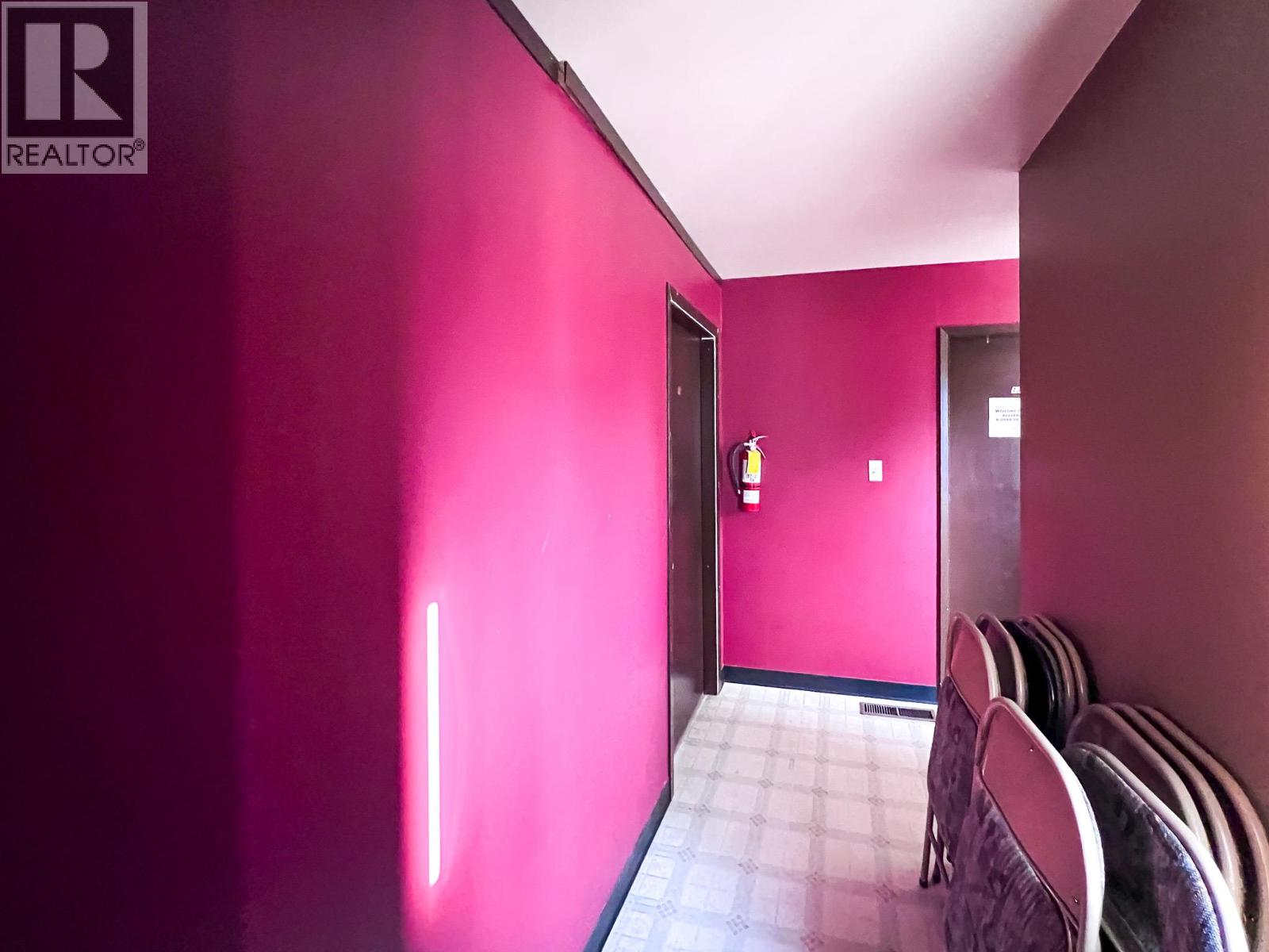  513/515 Bernard Avenue, Kelowna