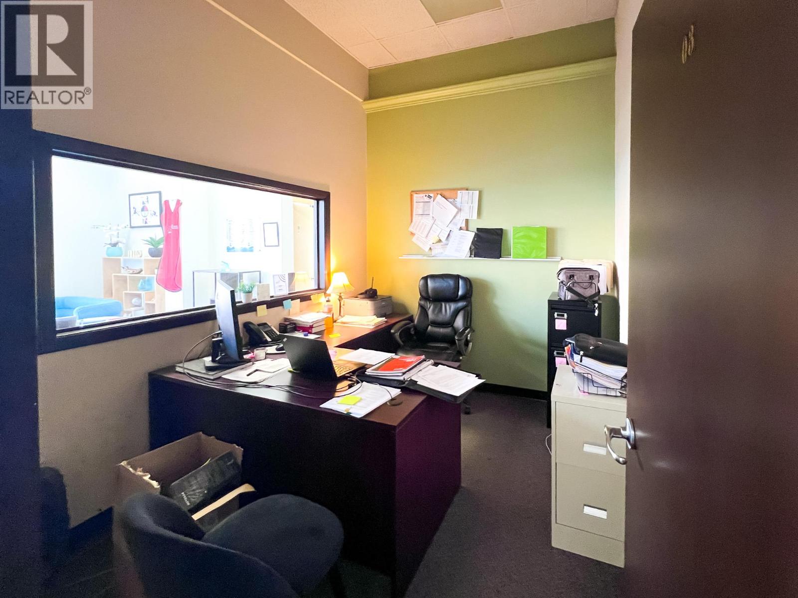  513/515 Bernard Avenue, Kelowna