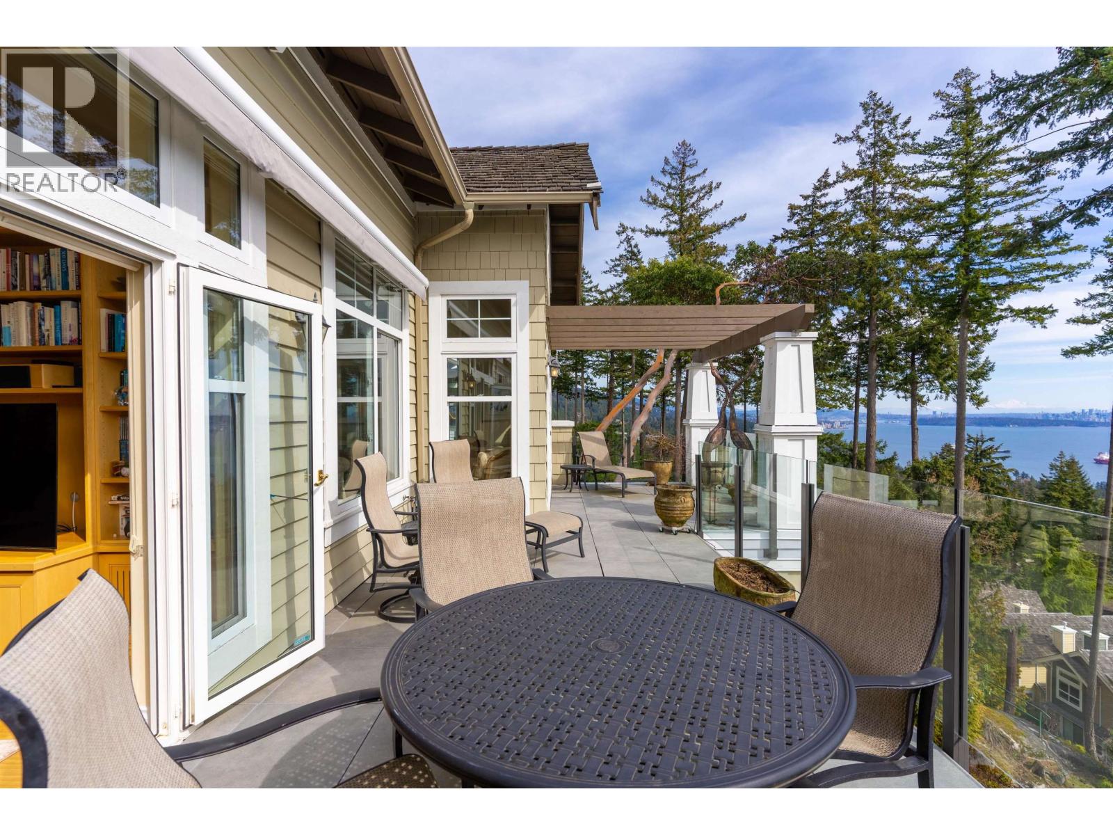 9 5110 ALDERFEILD PLACE, West Vancouver