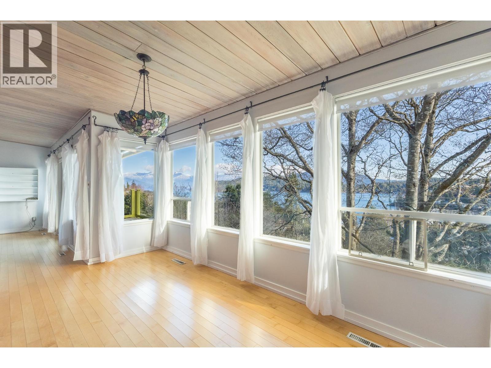 494 SARGENT ROAD, Gibsons