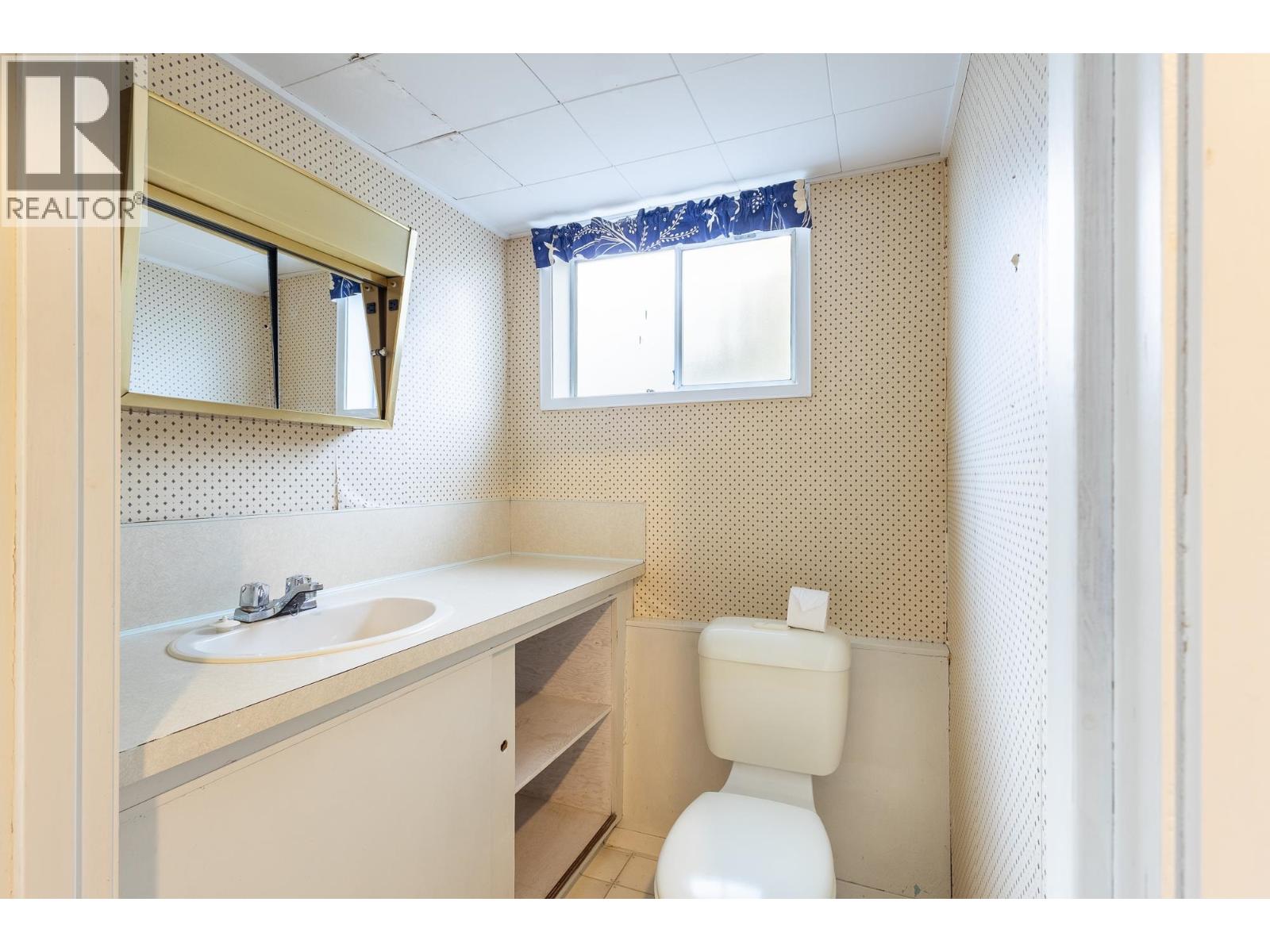 494 SARGENT ROAD, Gibsons