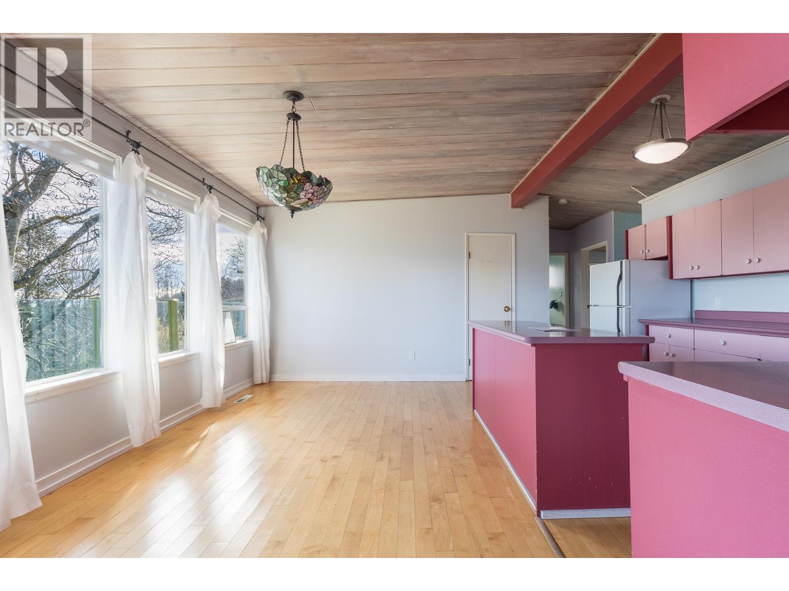 494 SARGENT ROAD, Gibsons